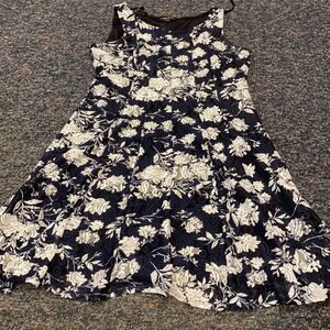 Perceptions Floral Dress sz. XL